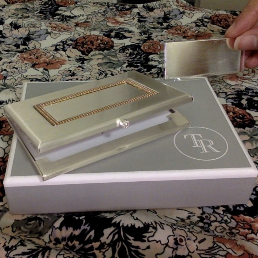 Professional Card Case w/ Engraving Plate NWB